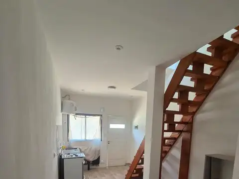 Depto Tipo Casa en Venta al Este