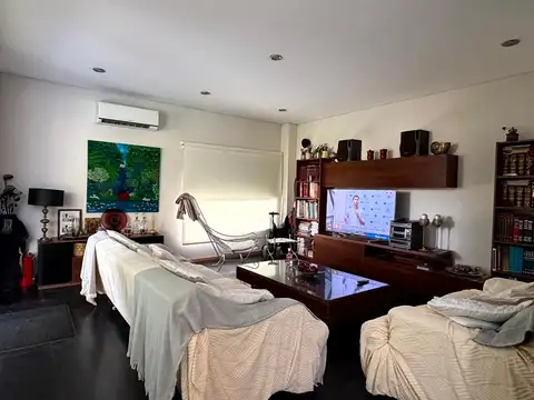 VENTA CASA 6 AMB. Bº LA RESERVA SOFITEL CAMPANA