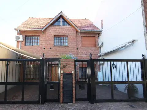 Acassuso al 2300 entre Chacabuco y Pacheco