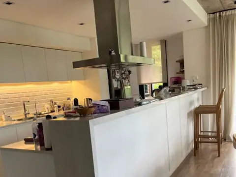 Departamento 4 ambientes con 3 baños