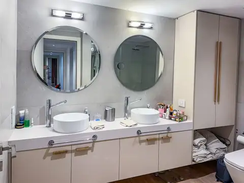 Departamento 4 ambientes con 3 baños