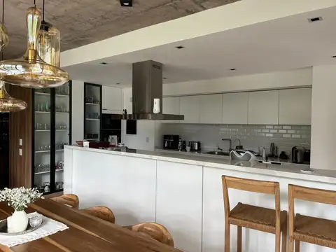 Departamento en Venta con 2 cocheras