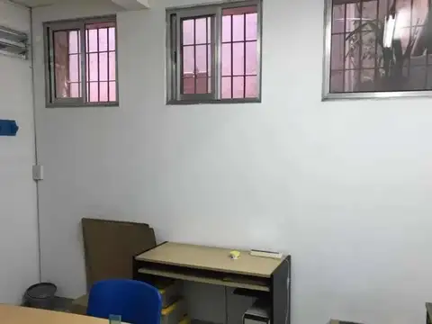 Oficina 4 ambientes con 1 baño