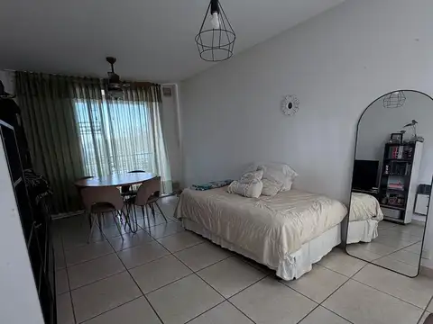 Dr. Luis Vila al 700