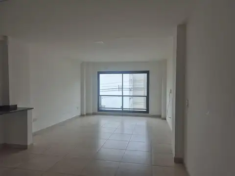 Departamento en Alquiler en Monumento Guemes, $ 550.000