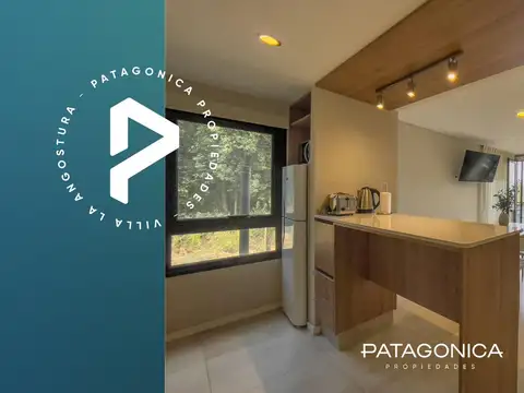 VENTA- DEPARTAMENTO 2 AMBIENTES CON COCHERA CUBIERTA, DECK Y JARDIN. BARRIO EL MERCADO, VILLA LA ANG