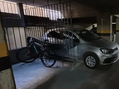 Cochera en venta. Urquiza 1100 Rosario