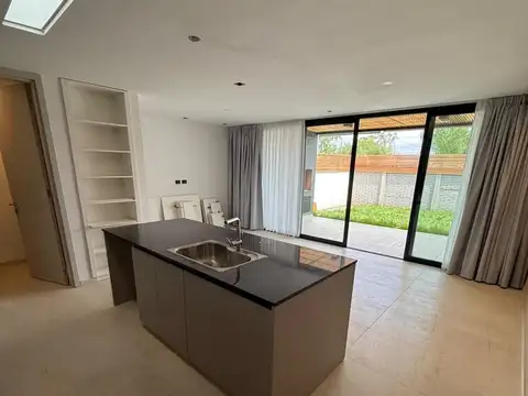 Casa en Venta en Distrito Sur, USD 195.000