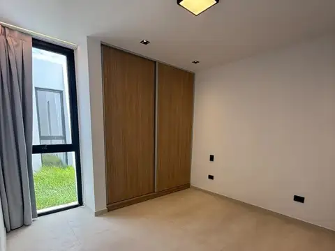 Casa en Venta al Oeste
