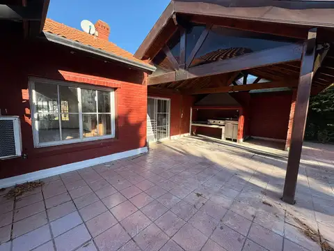 Casa en Alquiler de 3 dormitorios