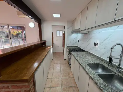 Casa en Alquiler de 3 dormitorios