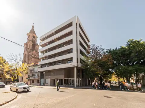 Local 50 M2 - Colon 1800 - Rosario Martin | Venta