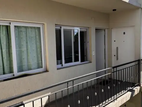 Depto Tipo Casa en Venta de 2 ambientes