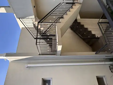 Coronel Pedro Aquino 600, Piso 1