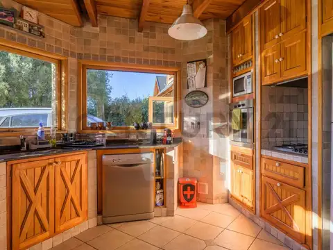 Casa en Venta en Faldeos Del Chapelco, USD 580.000