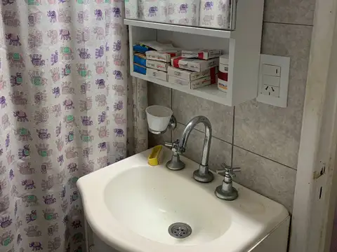 Departamento en Venta en Plaza Colon, USD 58.000