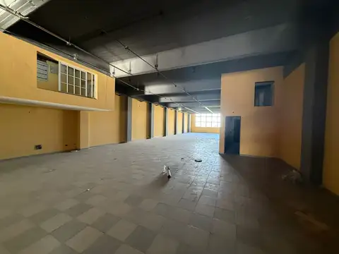 Local en Alquiler en Gregorio De Laferrere, $ 2.500.000