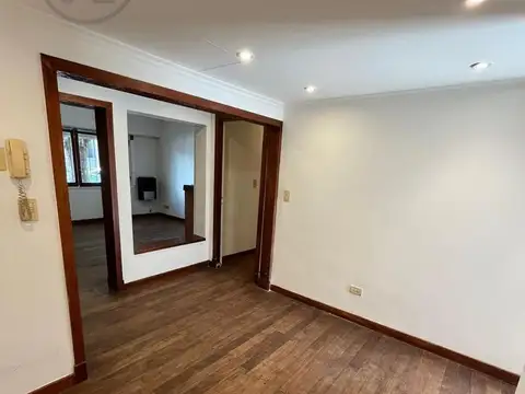 Depto Tipo Casa en Venta en Plaza Mitre, USD 127.500