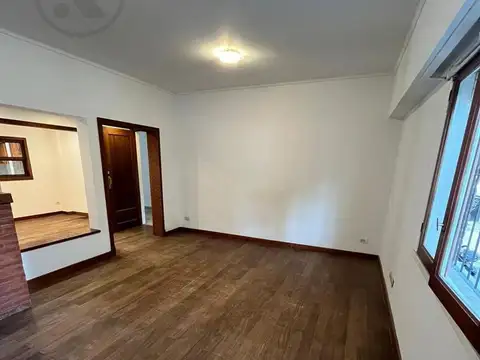 Depto Tipo Casa en Venta en Plaza Mitre, USD 127.500