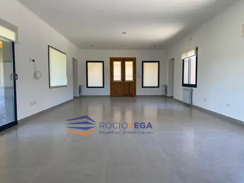 Casa 4 ambientes con 3 baños