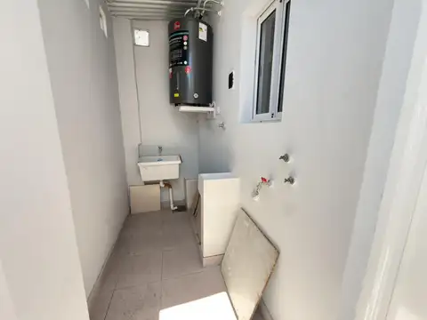 Depto Tipo Casa en Alquiler de Monoambiente