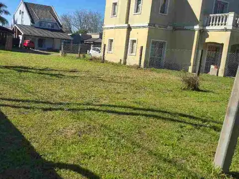 TERRENO EN CAÑUELAS ZONA URBANA