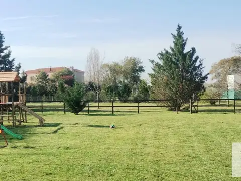 Casa en venta - 3 Dormitorios 2 Baños - General Rodríguez