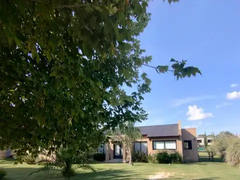 Casa en Venta al Oeste