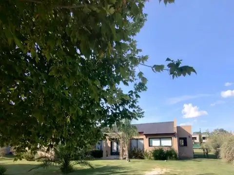 Casa en Venta al Oeste