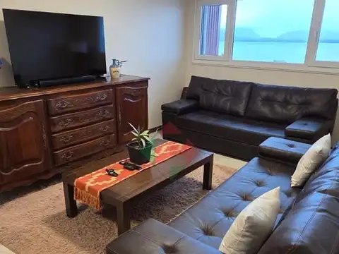 Venta Departamento Céntrico con Vista al Lago
