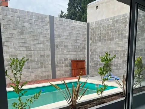 Departamento en Pilar / cochera