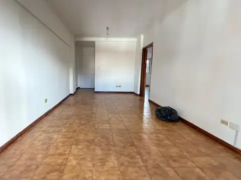 Departamento en Alquiler en Liniers, $ 895.000