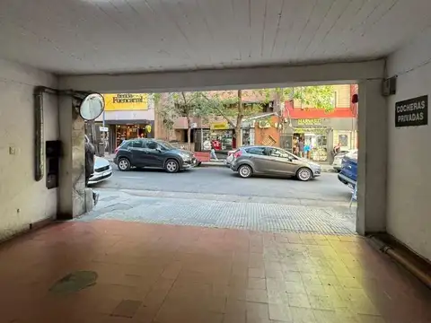 SE VENDE COCHERA EN NUEVA CORDOBA CON SEGURIDAD
