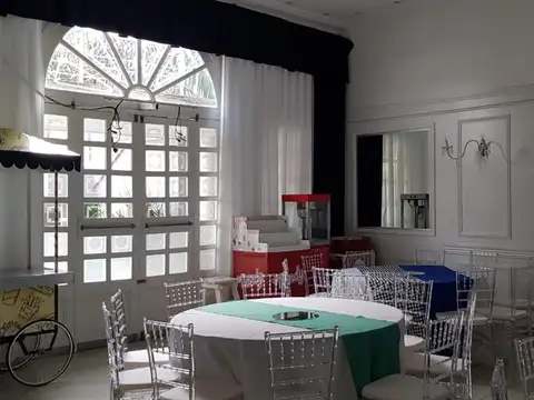 VENTA de propiedad comercial, única en la zona