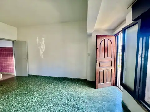 Depto Tipo Casa en Alquiler de 2 dormitorios