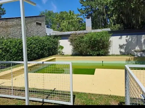 Alquiler con fin de compra Funes centro oportunidad con dominio de 3 casas a la venta facilidades