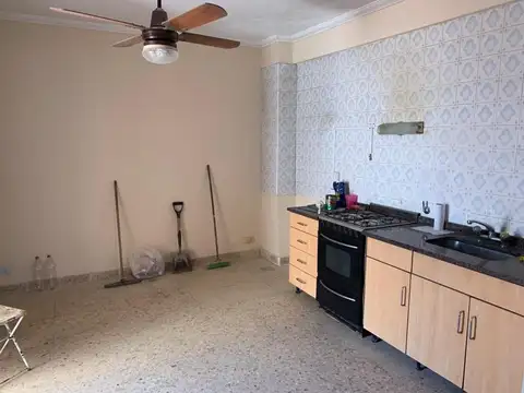 Depto Tipo Casa en Alquiler en Sarandí, $ 900.000
