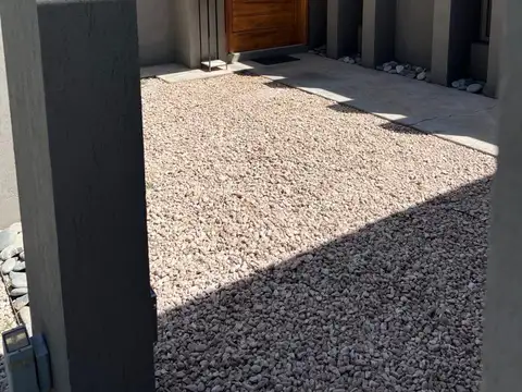 Severo del Castillo 100