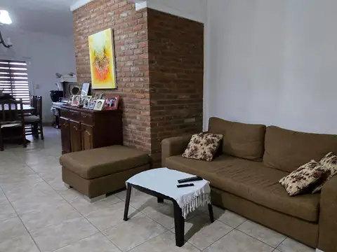 Casa en venta sobre calle Balcarce en Marcos Paz