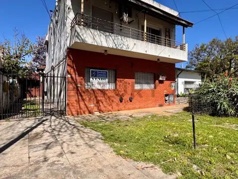 Venta PH 3 Ambientes en Planta Baja con Quincho y Cochera – El Palomar