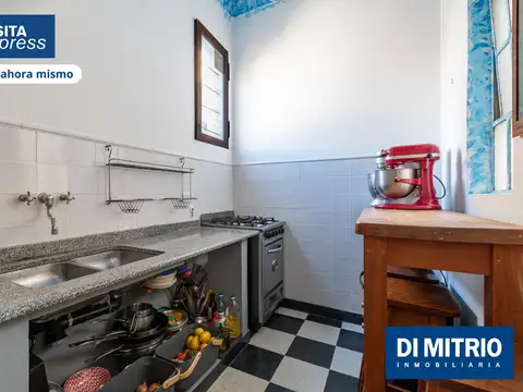 Depto Tipo Casa 4 ambientes con 2 baños