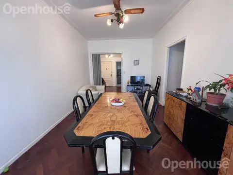 VENTA 4 AMBIENTES IMPECABLE CON DOS BAÑOS