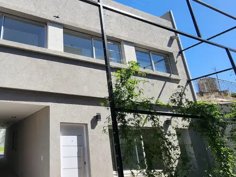 Blanco Encalada  2122