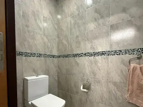 Casa en Venta en Cinco Saltos, USD 230.000