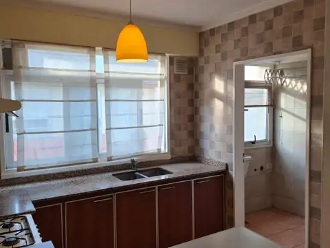 Depto Tipo Casa en Venta en Parque Chacabuco, USD 199.000