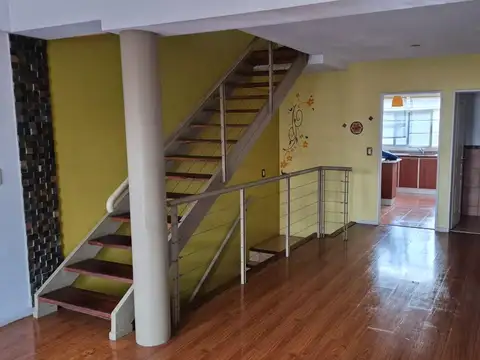 Depto Tipo Casa en Venta 12 años