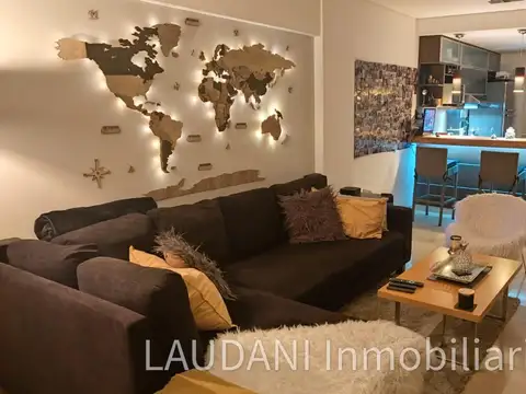 Av. Beiro 4600, Piso 8