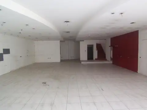 Local en Alquiler en Nuñez, USD 8.000