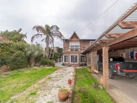 CASA EN VENTA 3 DORMITORIOS IBARLUCEA