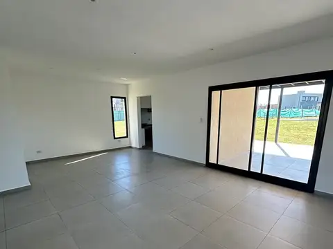 Casa en Alquiler de 4 dormitorios